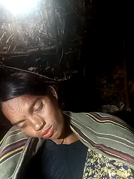 Cutsedi3 online show from October 2025 10:54:02 PM