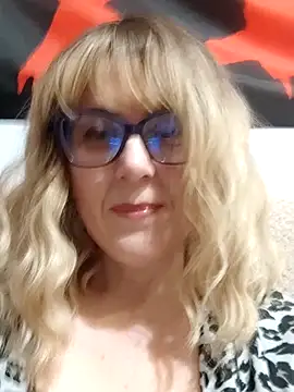 Amelialove42 online show from March 2026 07:28:01 PM