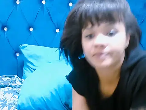 Snapshot of Sweetcaramel88 chatting on October 2025 04:19:01 PM Sweetcaramel88 online show from October 2025 04:19:01 PM