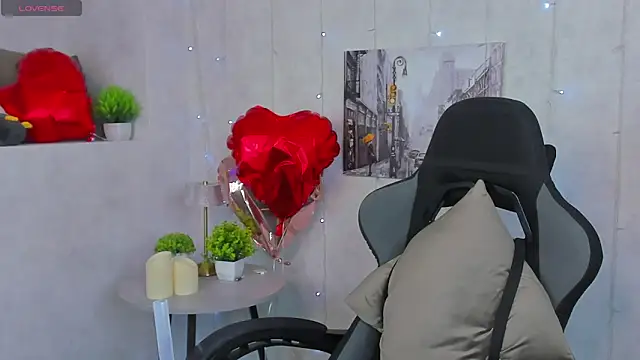 Renesmy Black online show from March 2026 12:03:01 AM