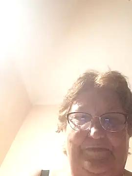 Snapshot of Katherine735 chatting on July 2026 07:27:02 PM Katherine735 online show from July 2026 07:27:02 PM