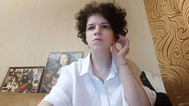 JesseniaHanney online show from October 2025 08:59:01 AM