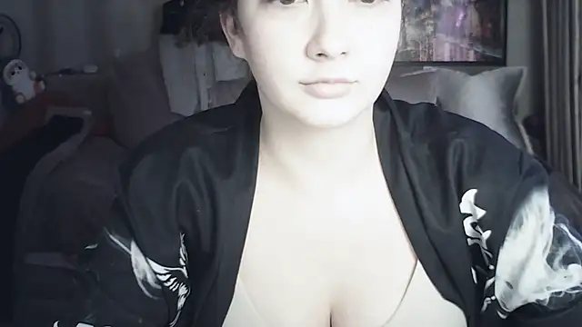 MoodieMira online show from June 2026 05:07:01 PM