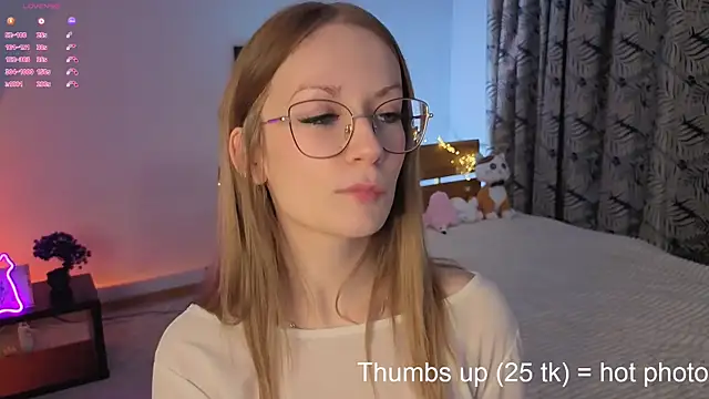 Snapshot of Edlin_gail chatting on October 2025 02:51:01 PM Edlin gail online show from October 2025 02:51:01 PM