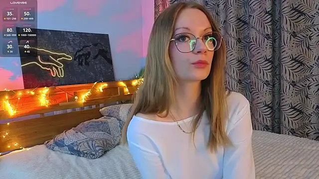 Snapshot of Edlin_gail chatting on November 2025 02:23:02 AM Edlin gail online show from November 2025 02:23:02 AM