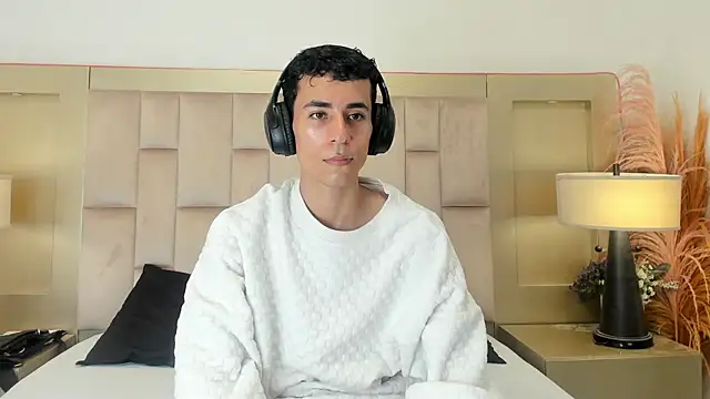 Zahir Ashar online show from March 2026 11:41:01 PM