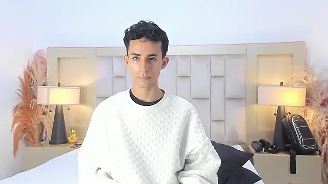 Zahir Ashar online show from April 2026 06:19:01 AM