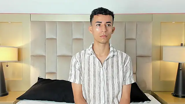 Zahir Ashar online show from April 2026 01:41:02 PM