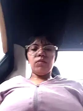 angie rousse  online show from November 2025 01:23:02 PM