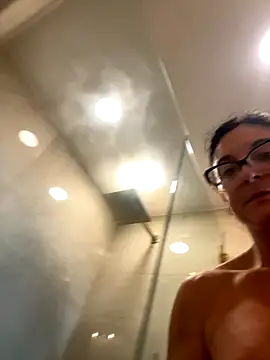 carothepro online show from October 2025 02:42:02 PM