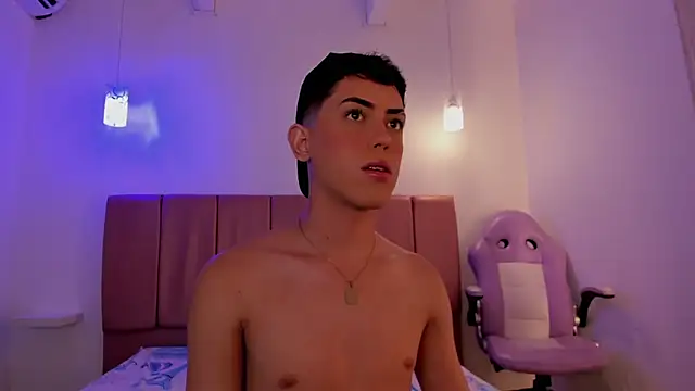 Iam criss09 online show from December 2025 03:48:01 AM