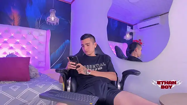 Ethan Boy  online show from February 2026 09:31:01 PM