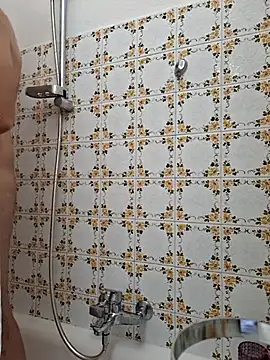 suisseitalie online show from October 2025 06:30:02 PM