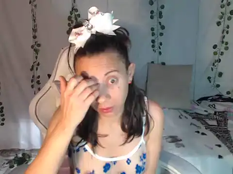 Perla Jonhson Rs online show from October 2025 12:47:01 PM