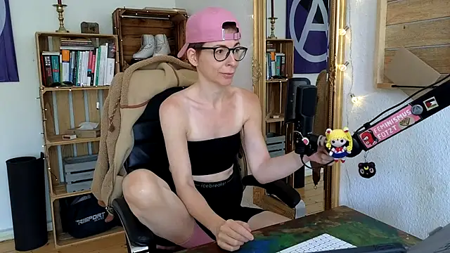 Antifistin online show from June 2026 11:56:02 AM