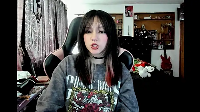 Maki Zein  online show from January 2026 02:10:01 PM