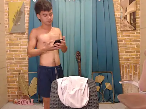 Snapshot of boy_raphael chatting on November 2025 09:55:02 AM boy raphael online show from November 2025 09:55:02 AM