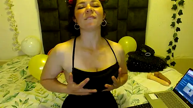 disneey2888 online show from October 2025 03:36:01 PM