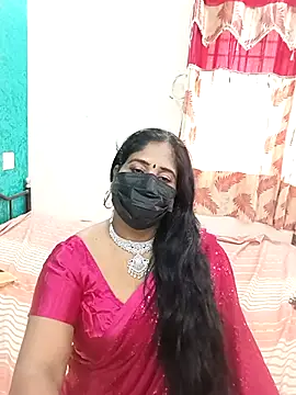 Snapshot of tamil-aunt chatting on October 2025 05:50:02 AM tamil-aunt online show from October 2025 05:50:02 AM