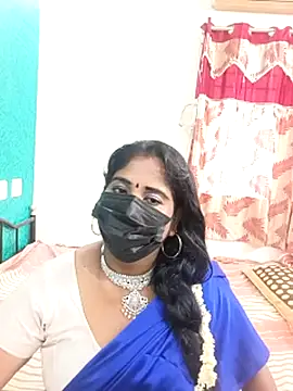 Snapshot of tamil-aunt chatting on October 2025 04:35:01 AM tamil-aunt online show from October 2025 04:35:01 AM