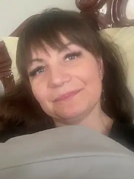 Butterfly8385 online show from April 2026 12:44:02 PM