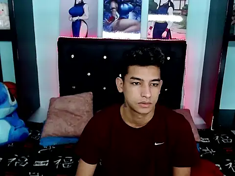 x Aaron x online show from October 2025 08:24:02 AM