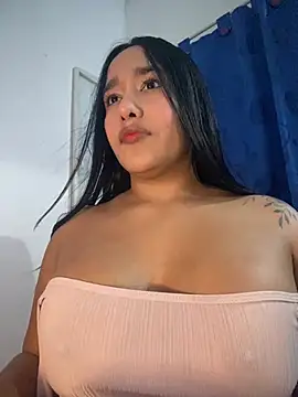 Snapshot of mis-violetha chatting on July 2026 10:39:02 PM mis-violetha online show from July 2026 10:39:02 PM