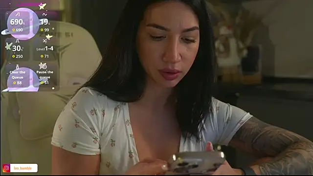 LeoBamble online show from November 2025 05:12:02 PM