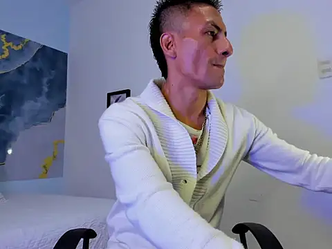 Snapshot of latin_crissex chatting on October 2025 11:55:02 AM latin crissex online show from October 2025 11:55:02 AM