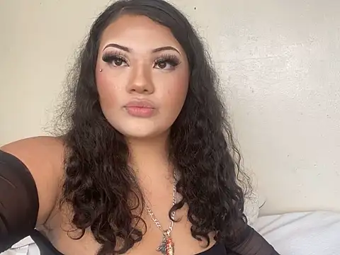 Snapshot of princesssirenaluna chatting on November 2025 07:26:01 PM princesssirenaluna online show from November 2025 07:26:01 PM