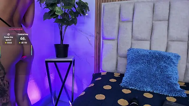 Sassha ferrer online show from November 2025 07:10:01 PM