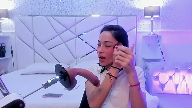 GabbiePrice online show from April 2026 11:36:01 AM