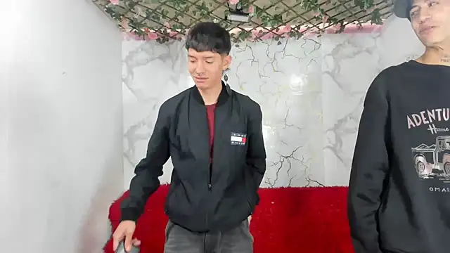 heyy noah11 online show from April 2026 01:36:02 PM