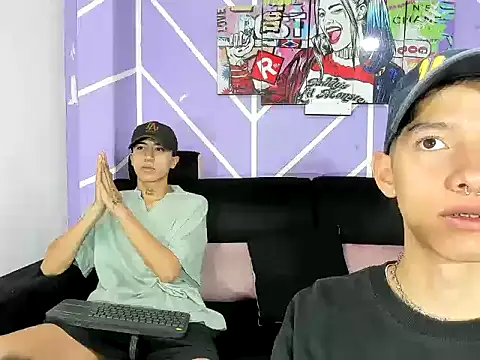 heyy noah11 online show from May 2026 01:27:01 PM