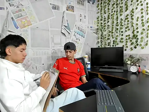 Snapshot of heyy_noah11 chatting on June 2026 01:26:02 PM heyy noah11 online show from June 2026 01:26:02 PM