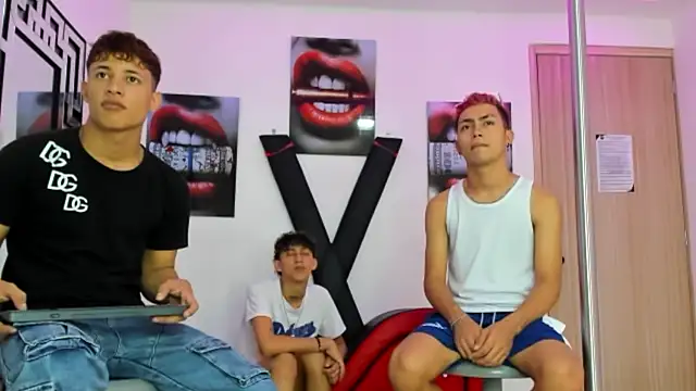 EMPIRE BOYS1 online show from October 2025 07:25:02 PM