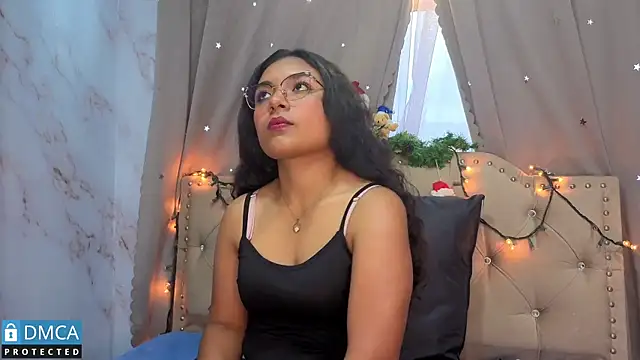 taylorexotic online show from December 2025 07:11:02 PM