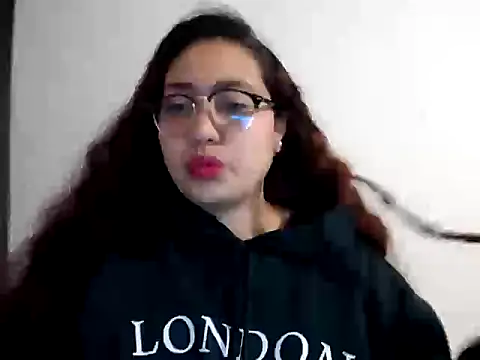 Snapshot of I_AM_ISABELLA chatting on October 2025 04:37:02 AM I AM ISABELLA online show from October 2025 04:37:02 AM