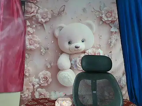 Snapshot of hii_tanisha chatting on May 2026 04:52:02 AM hii tanisha online show from May 2026 04:52:02 AM