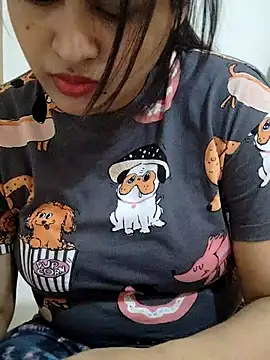 Tanha18 online show from November 2025 07:33:02 AM