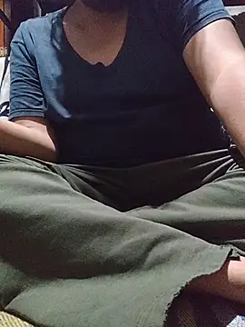 axel-spr online show from November 2025 04:45:02 AM