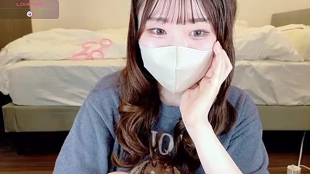 Snapshot of yura_ra_ra chatting on May 2026 07:17:01 AM yura ra ra online show from May 2026 07:17:01 AM