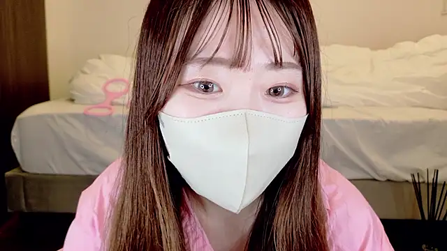 Snapshot of yura_ra_ra chatting on June 2026 01:24:02 PM yura ra ra online show from June 2026 01:24:02 PM