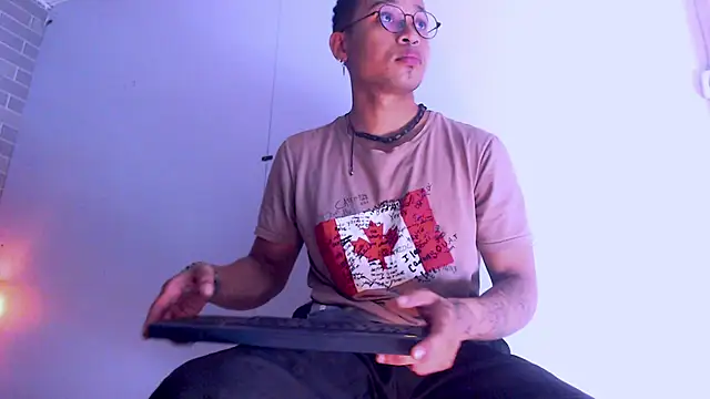 Jayden Morris online show from March 2026 07:18:02 PM