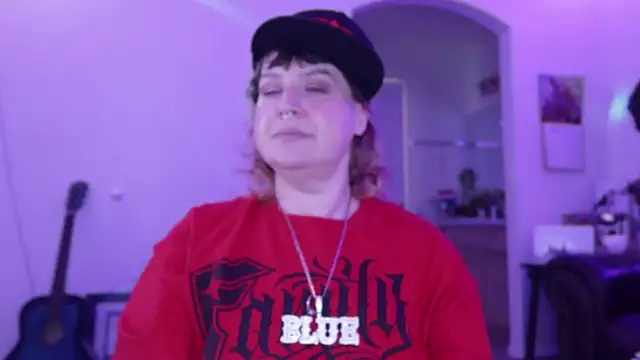 BellaBlueBBW online show from January 2025 04:45:01 PM