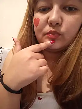 MollyJanette online show from November 2025 05:17:01 PM