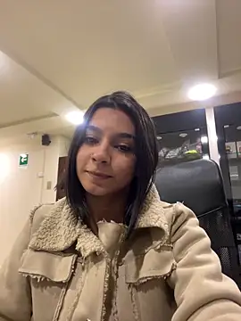 AlyssaRay online show from February 2026 06:45:01 PM