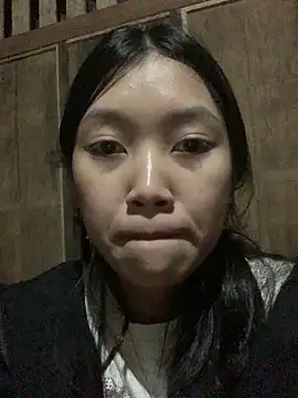 linh-lan1 online show from November 2025 04:53:01 PM