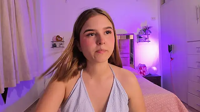 MIACUTEE  online show from February 2026 11:10:02 PM