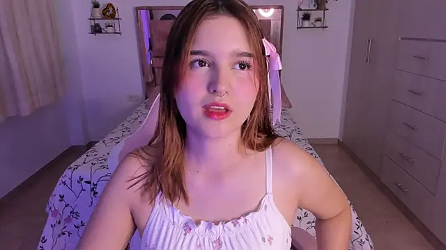 Snapshot of MIACUTEE_ chatting on July 2026 10:23:02 PM MIACUTEE online show from July 2026 10:23:02 PM
